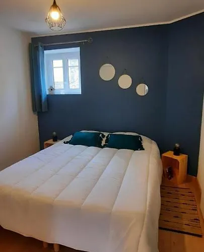 Le Cocon Louis 66 مونت لويس